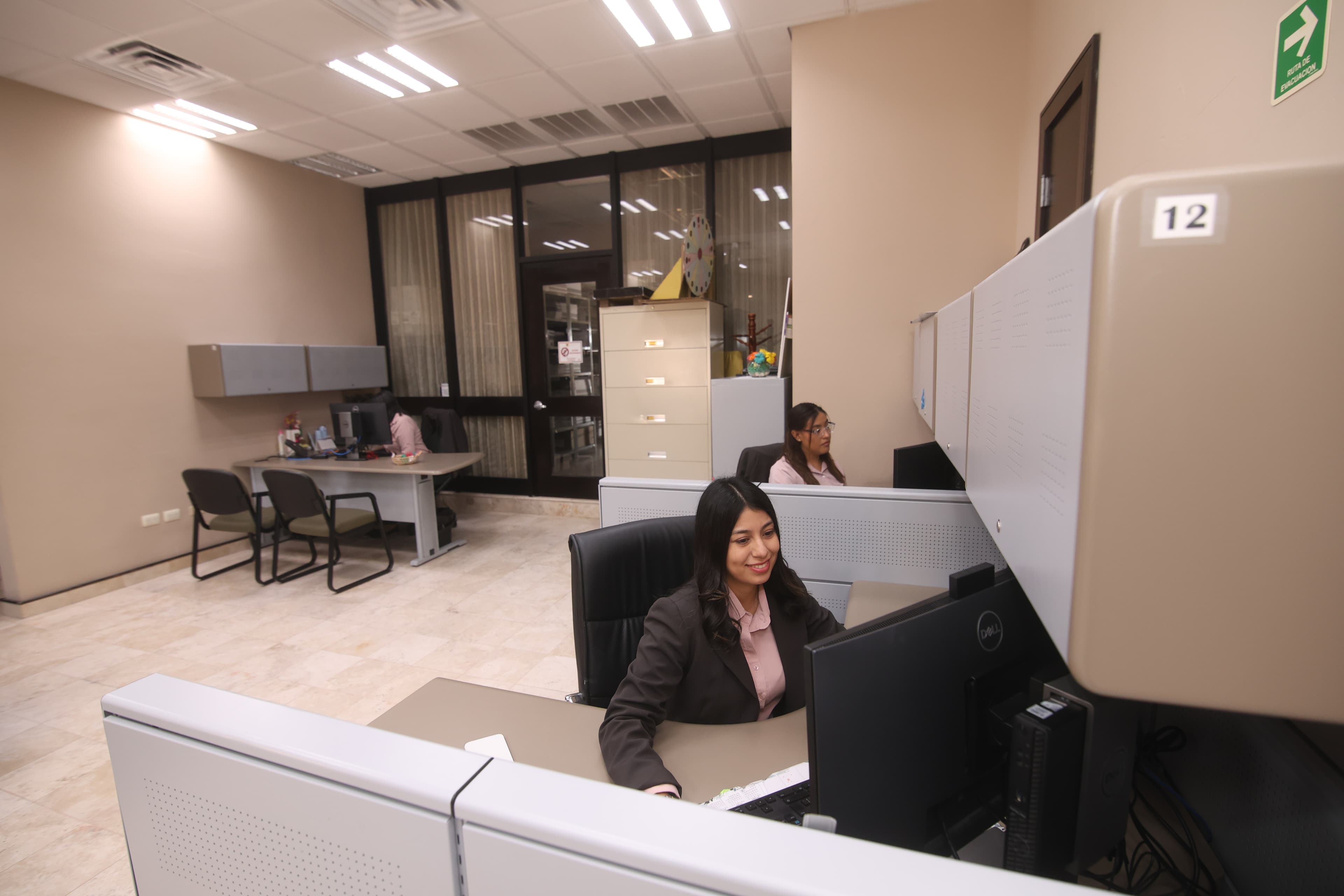 Avisos Ante La Autoridad